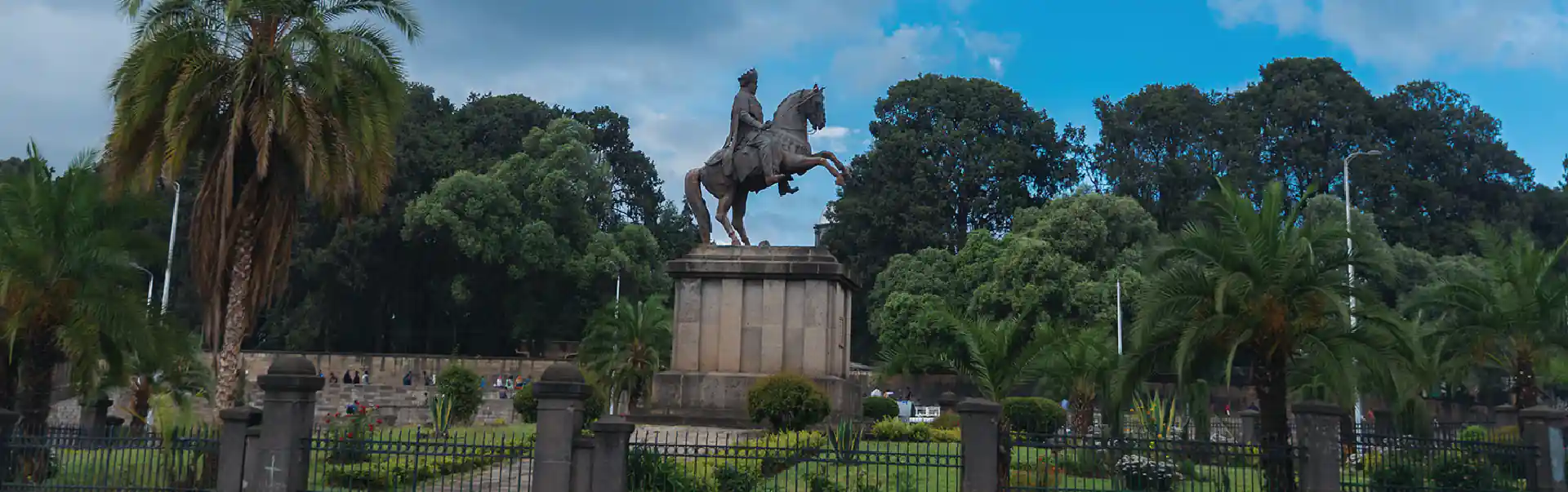 Discover Addis Ababa with Drive Tour ETHS17